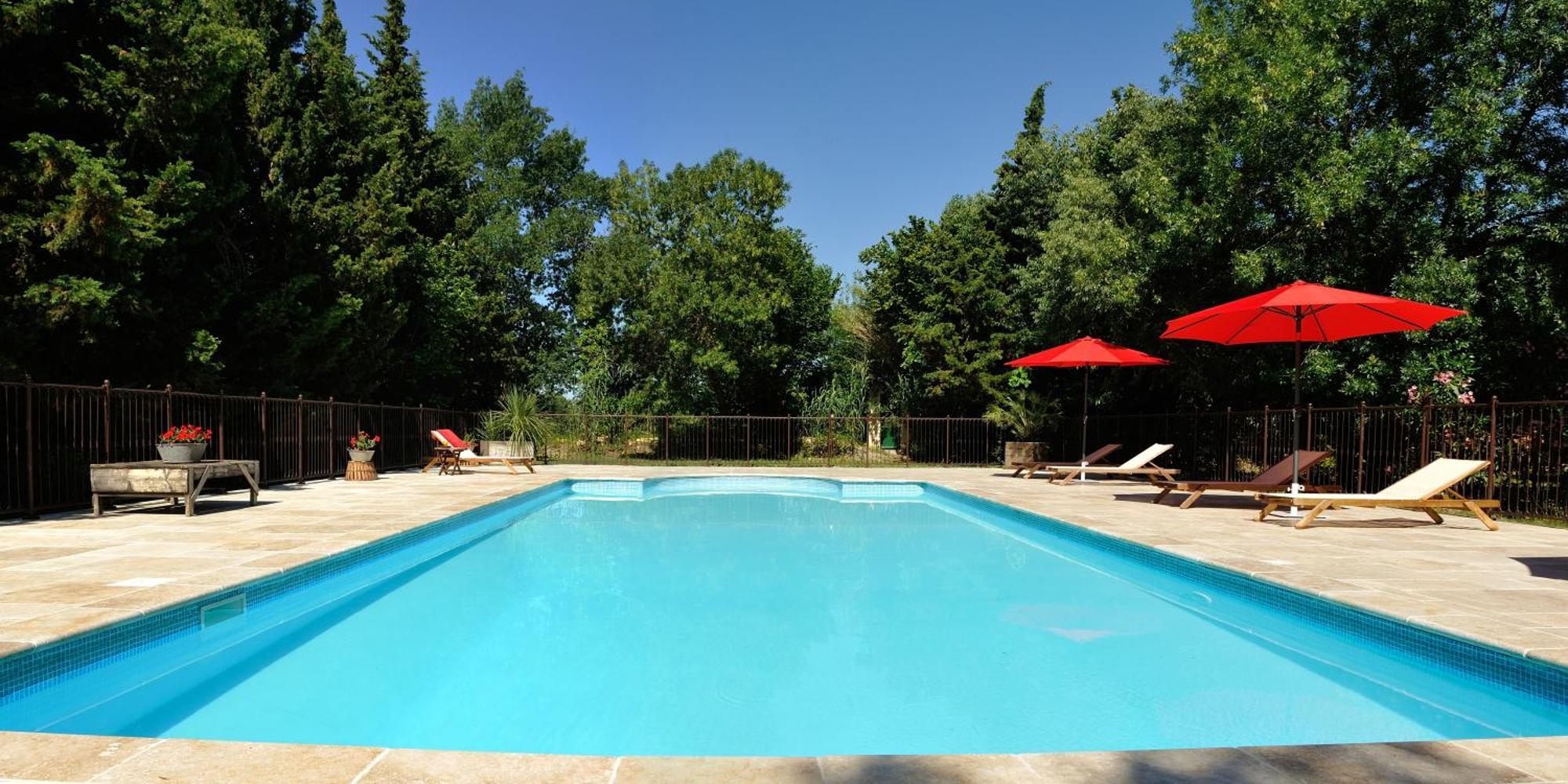 Chambres D'Hotes Domaine Des Machottes Grans Exterior photo