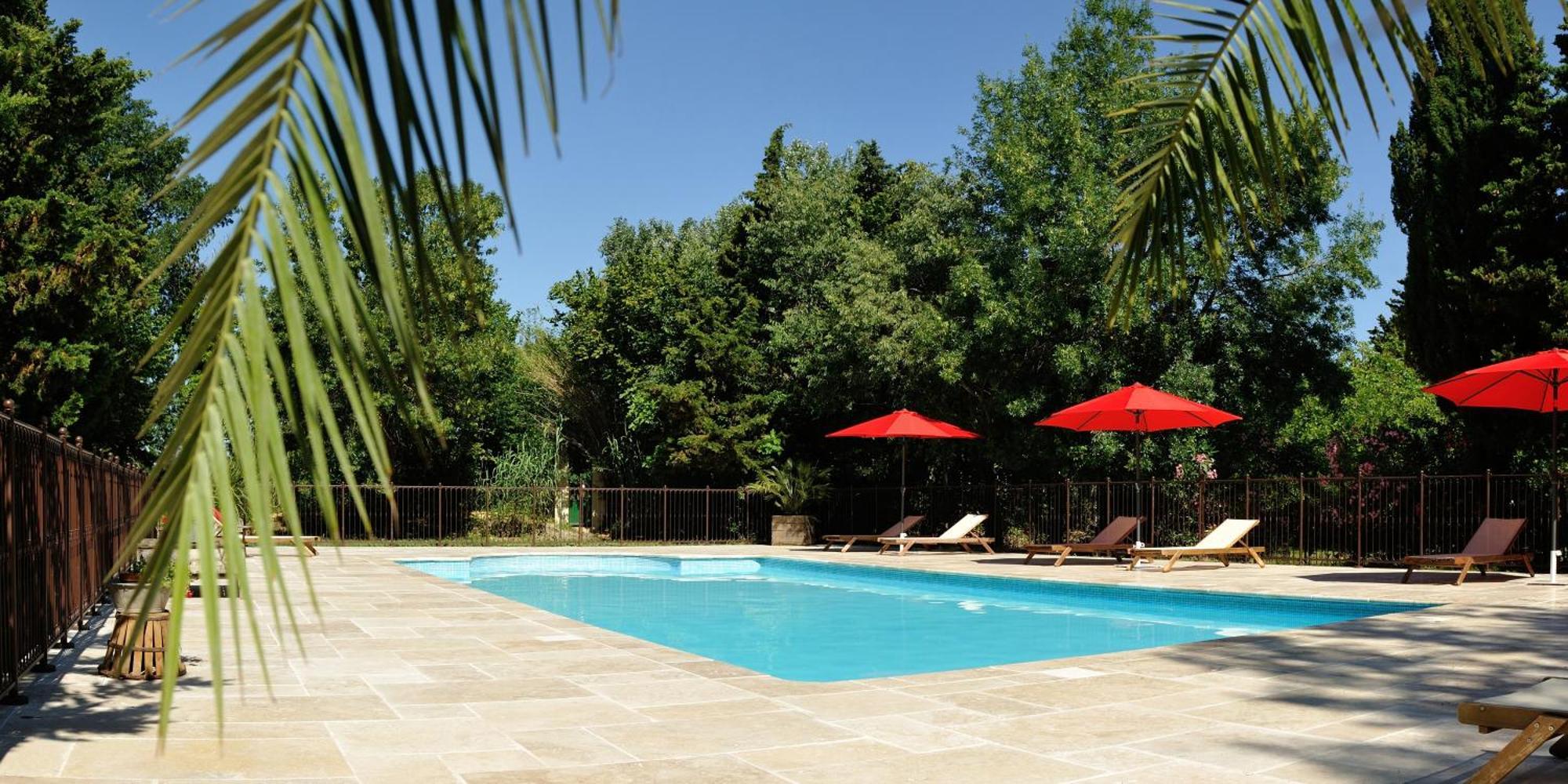 Chambres D'Hotes Domaine Des Machottes Grans Exterior photo